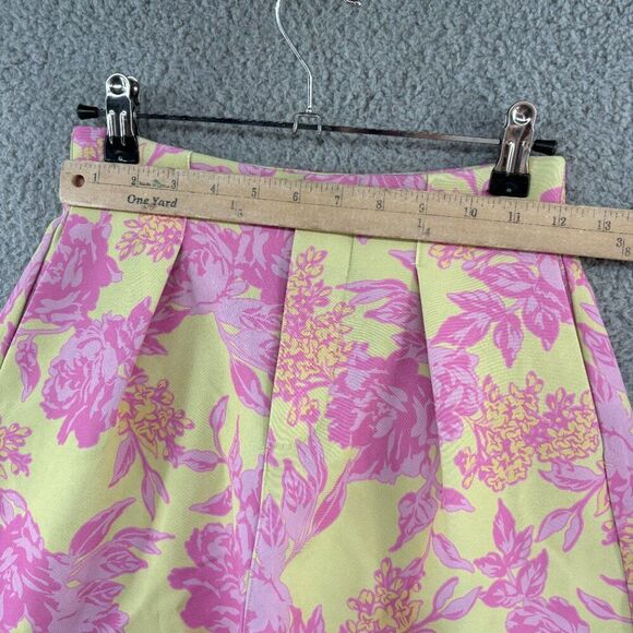 White Fox Yellow Pink Floral High Waist Pleated Shorts XS NWOT - Picture 3 of 9